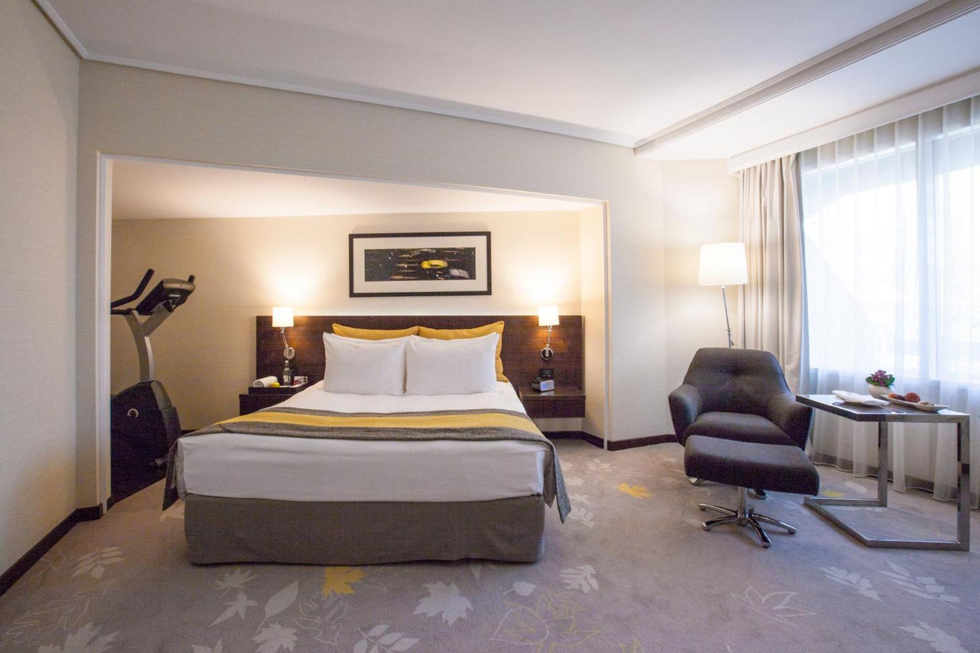 Crowne Plaza Bucharest By Ihg Hotel Luaran gambar